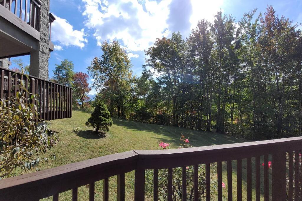 Views & Fireplace - Minutes To Gburg And Ober - Condo 蓋特林堡 外观 照片